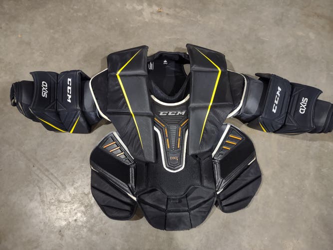 Used Medium CCM Axis pro Goalie Chest Protector Pro Stock- D30