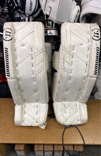 Warrior Ritual G3 31" +1 Used White Intermediate Goalie Leg Pads
