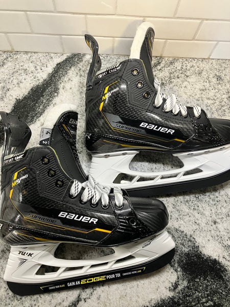 New Bauer Size 4 Supreme M5 Pro Hockey Skates