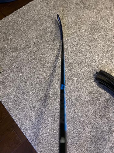 Senior Right Handed P92 Pro Stock Nexus 2N Pro Hockey Stick