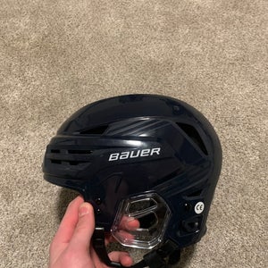 New Large Bauer Re-Akt 85 Helmet