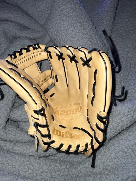 Infield 11.25" A2000 Baseball Glove