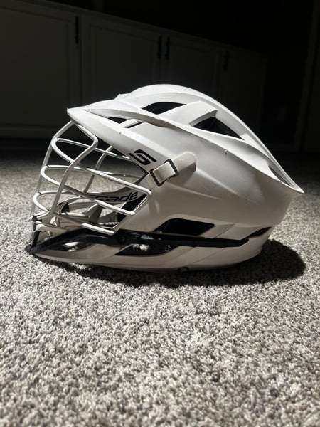 Player's Cascade S Helmet