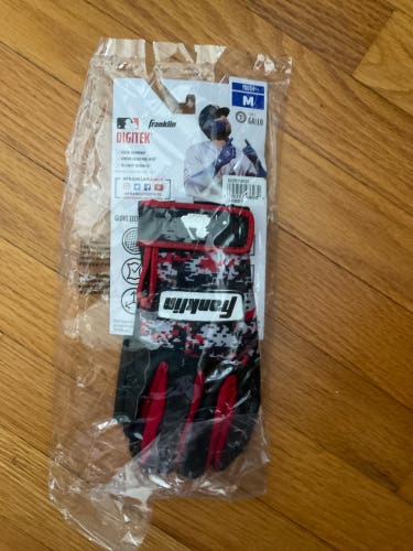 New Youth Medium Franklin DigiTek Batting Gloves