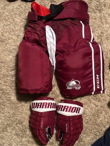 Colorado Avalanche Resverse Retro CCM Pants & Warrior Gloves