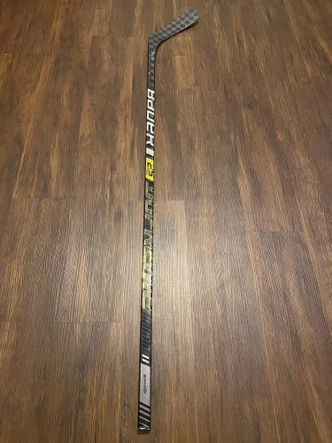 Senior Right Handed P88  Supreme 2S Pro Hockey Stick