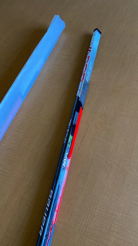 New Left Hand Bauer Vapor Hyperlite Hockey Stick P28