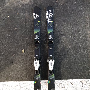 Used 140 cm Fischer Pro MT Jr 110 Skis with bindings