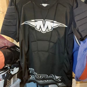 Black Mission Thorax padded shirt (L)