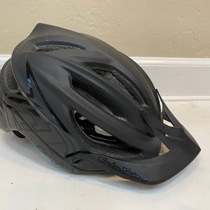 USED Troy Lee Designs A2 Decoy Mips Bike Helmet With Visor - Size M/L