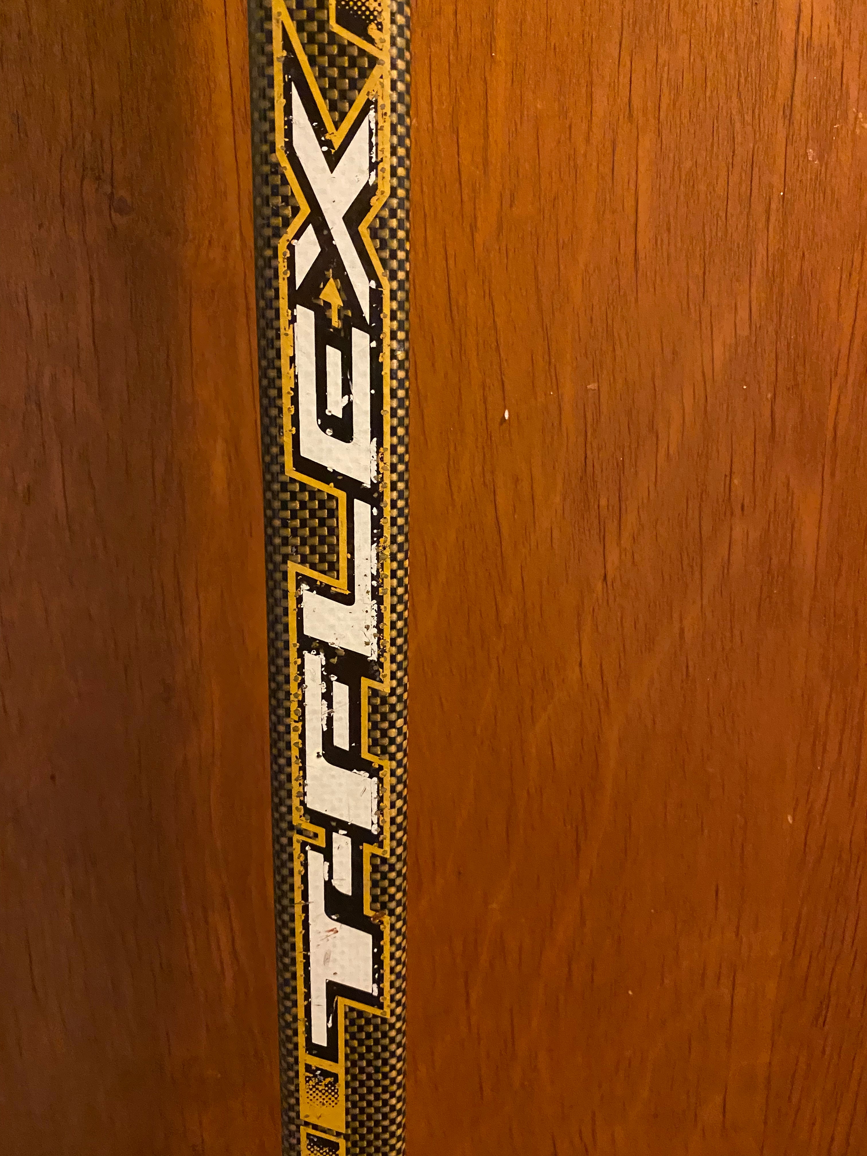 04-05 BRAND NEW IN WRAPPER EASTON Z BUBBLE 100 FLEX SHAFT HOCKEY