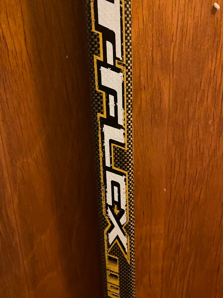 Easton Synergy Si Composite Junior 50 Flex Orange Hockey Stick - LH YZERMAN