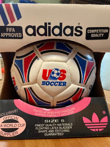 2 Adidas #5 USA SOCCER BALL 1 adidas # 5  tango bayern muchen soccer ball