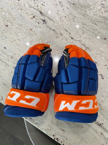 CCM Pro Model 15” Pro Stock Edmonton Oilers