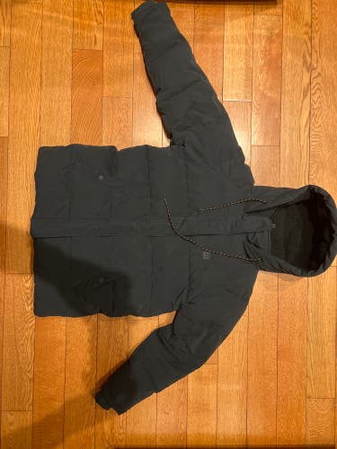 A/Div Arctic Shores Hooded Puffer Jacket