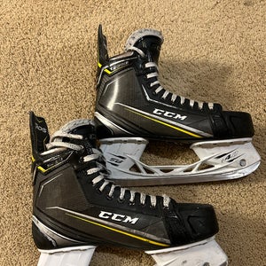 CCM Tacks 9080 Regular Width Size 10 Hockey Skates