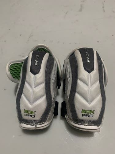 Used Medium Reebok 20K Pro Elbow Pads