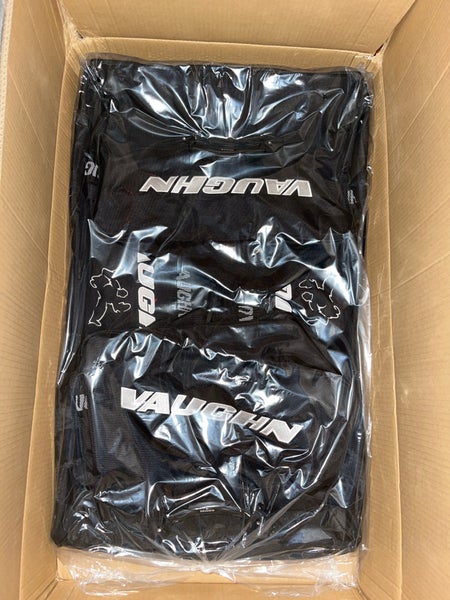 Vaughn Intermediate goalie bag WITH WHEELS