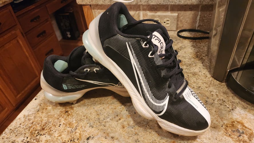 Black Used Adult Men's Size 10 (Women's 11) Metal Nike Low Top Force Zoom Trout 7