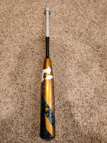 Used USSSA Certified 2022 DeMarini Composite Zoa Bat (-10) 20 oz 30"