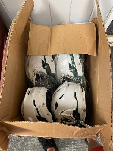 8 Cascade R Lacrosse Adult Helmets White/Green One Size Fits Most
