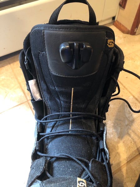 Used Men's 8.5 Salomon Dialogue Focus BOA Snowboard Boots