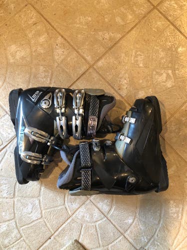 Used Women's HEAD Edge 10.0 Ski Boots (mondo 24 & mondo 24.5 285mm)