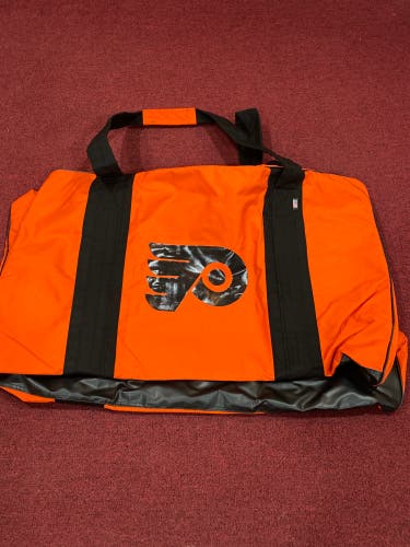 New Philadelphia Flyer Stadium Series Player Bag Item#FYST