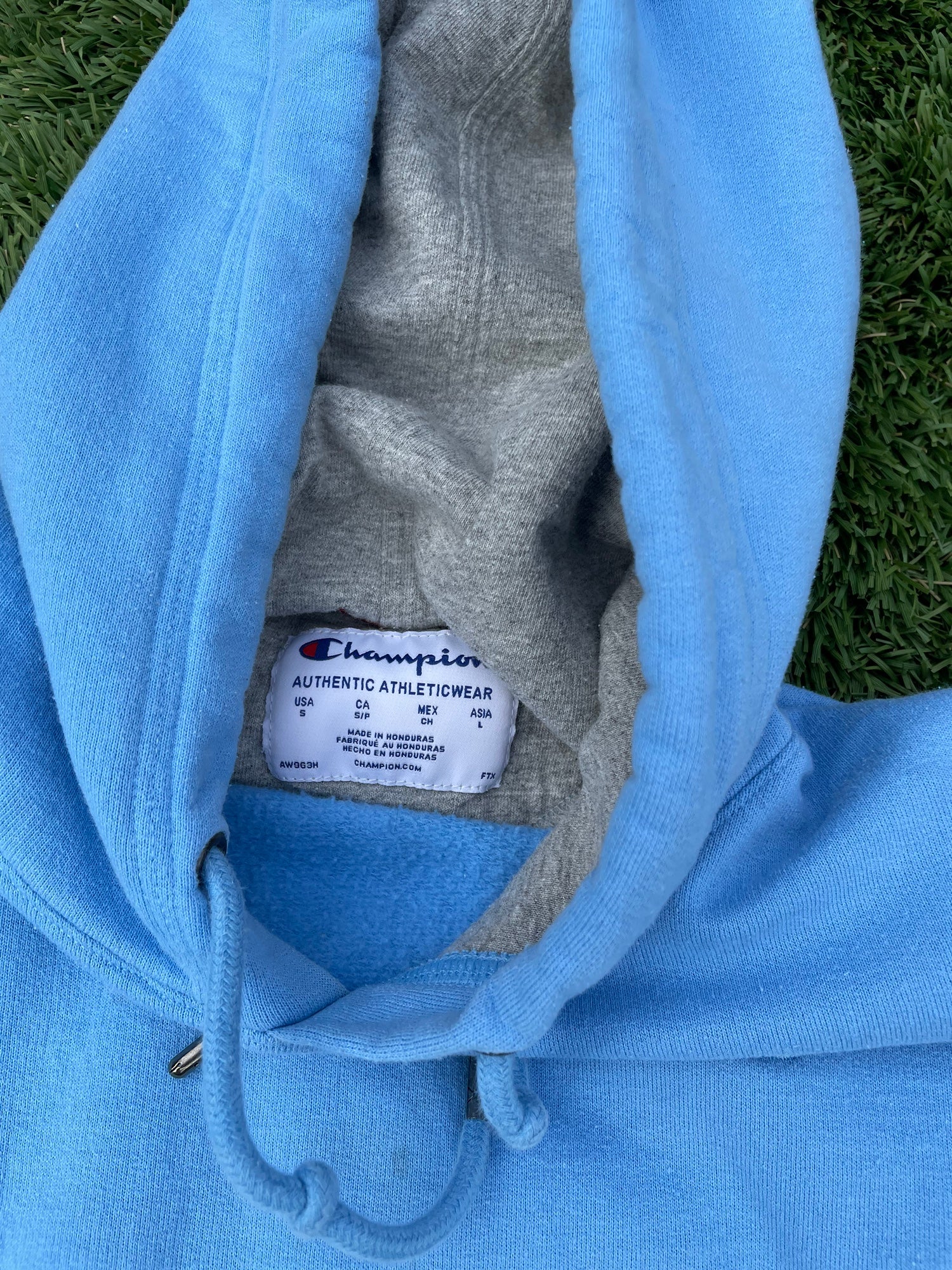 Andre steder Mutton volleyball Champion light blue hoodie | SidelineSwap