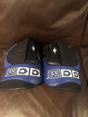 Used ccm gloves
