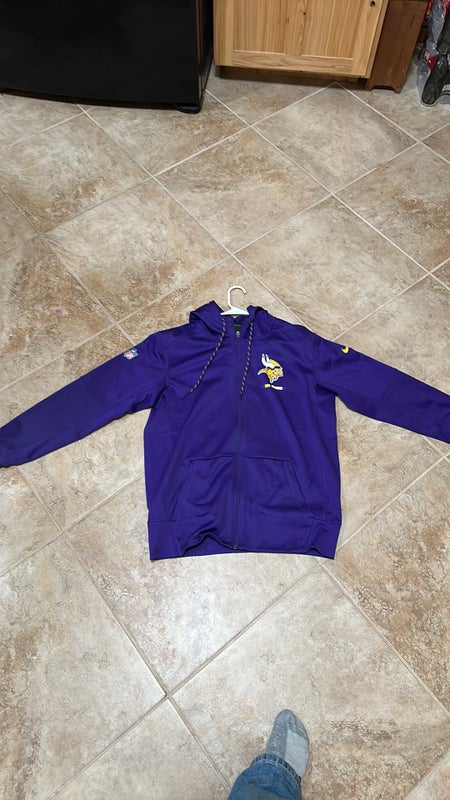 VINTAGE MINNESOTA VIKINGS SWEATSHIRT - ShopperBoard