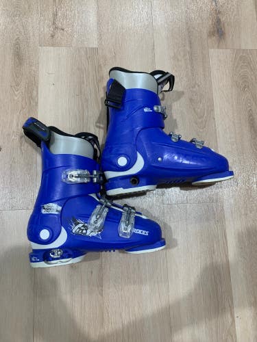 Used Kid's Roces Idea Free 6 in 1 (292mm) Ski Boots - Size: Mondo 25.5