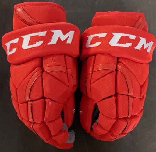 New CCM HG 12XP DETROIT REDWINGS Gloves 15" Pro Stock (210101875524)