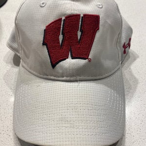 White Used Adult Unisex Under Armour Hat