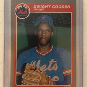 1985 Fleer Dwight Gooden Rookie Card #82