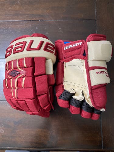 Bauer nexus Eagles gloves 13
