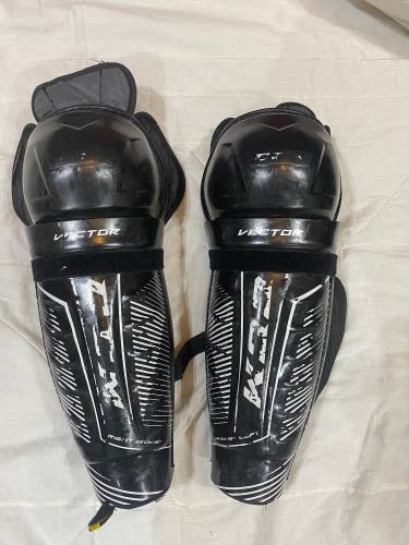 CCM Pro Stock Vector Shin Pads