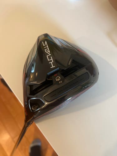 Men's Right Handed Stiff Flex 9 Loft Stealth Driver