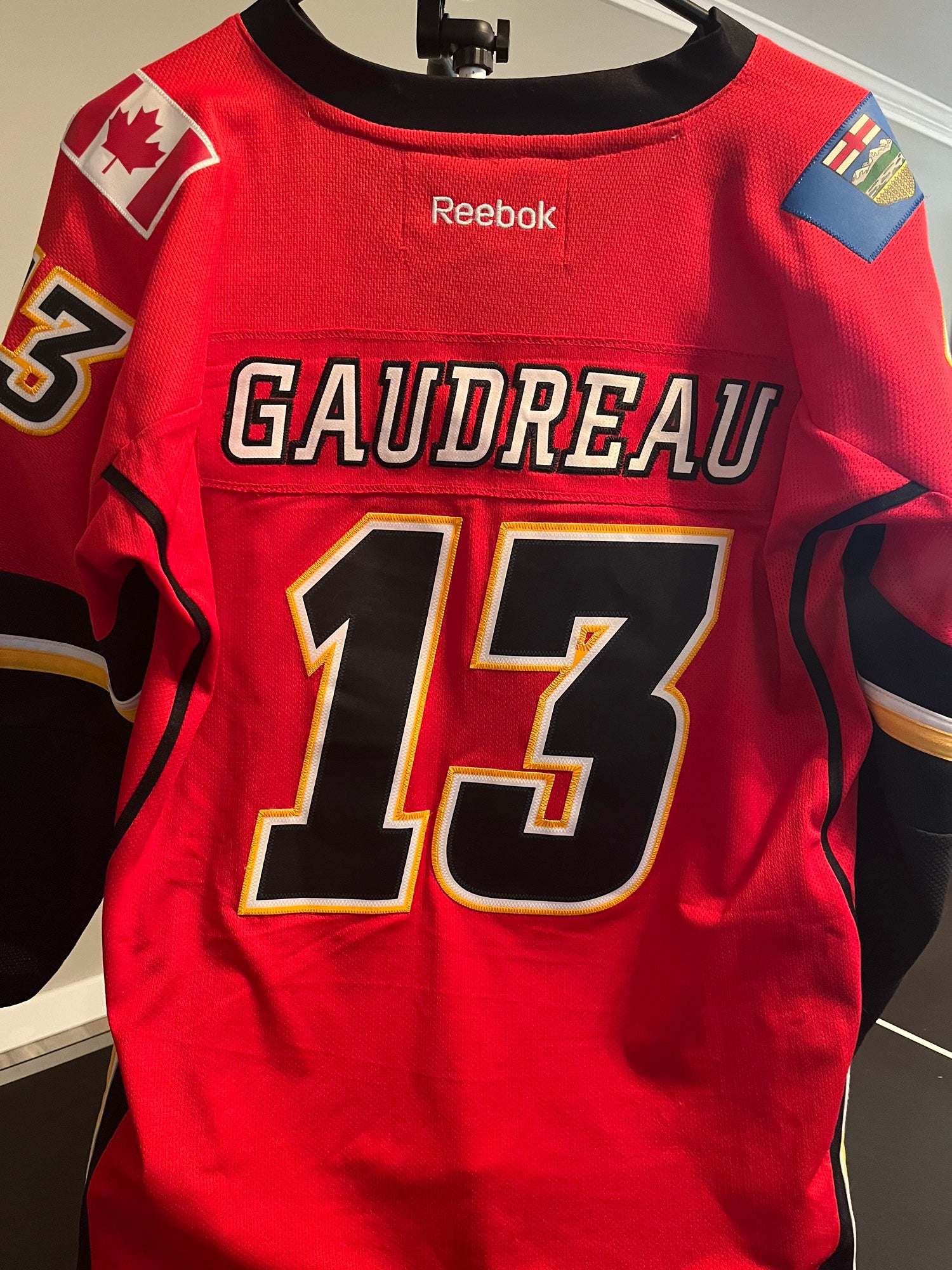 Reebok Johnny Gaudreau #13 Calgary Flames Authentic Home Jersey Sewn Size 52