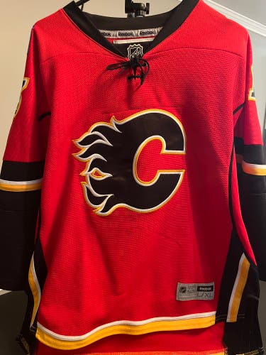 Calgary Flames Reebok #13 Red Home NHL Johnny Gaudreau Jersey