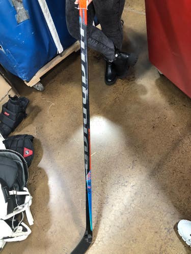Used Senior Warrior Covert QRE10 Right Hockey Stick W88
