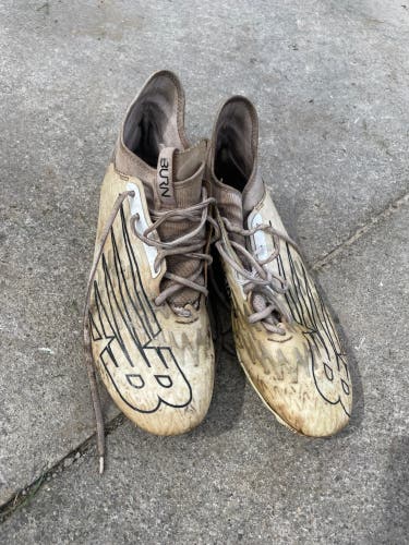 White Used Size 11 (Women's 12) Low Top Burn X3