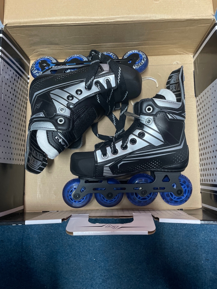 New Alkali Regular Width Size 5 Revel Inline Skates
