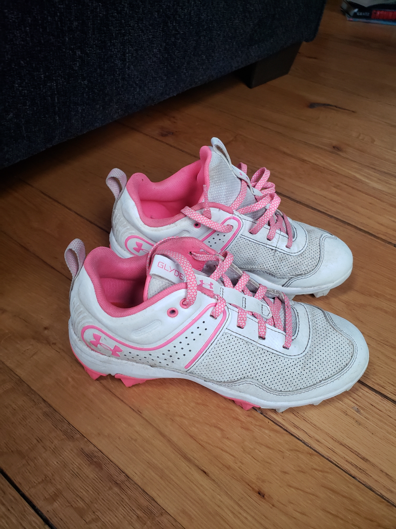 Pink Used Kid's Under Armour Low Top Glyde
