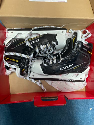 New CCM Regular Width  Size 10.5 Tacks 9080 Hockey Goalie Skates