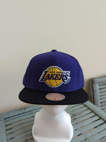 NWS Los Angeles Lakers Mitchell & Ness Two Toned Snapback Hat NBA