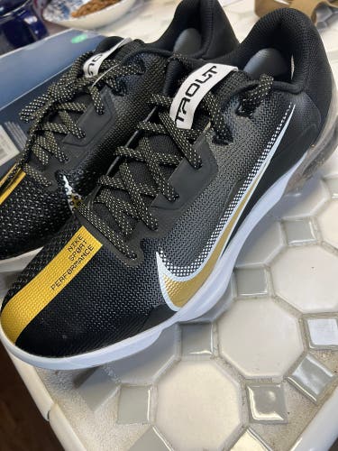 Black Men's Metal Low Top Force Zoom Trout 7 Baseball Cleat Size 8