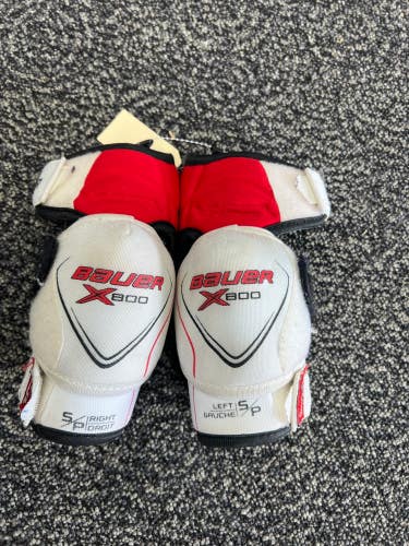 Used Small Bauer Vapor X800 Elbow Pads