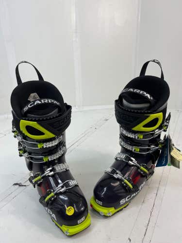 NEW 25.5 Scarpa Freedom SL 120 Carbon Core T.I. Alpine Touring Ski Boots