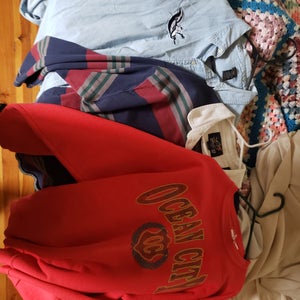 3 shirts oc, rugby and Looney tunes